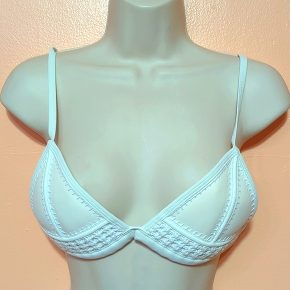 Triangl White Bikini Top M - Picture 1 of 8
